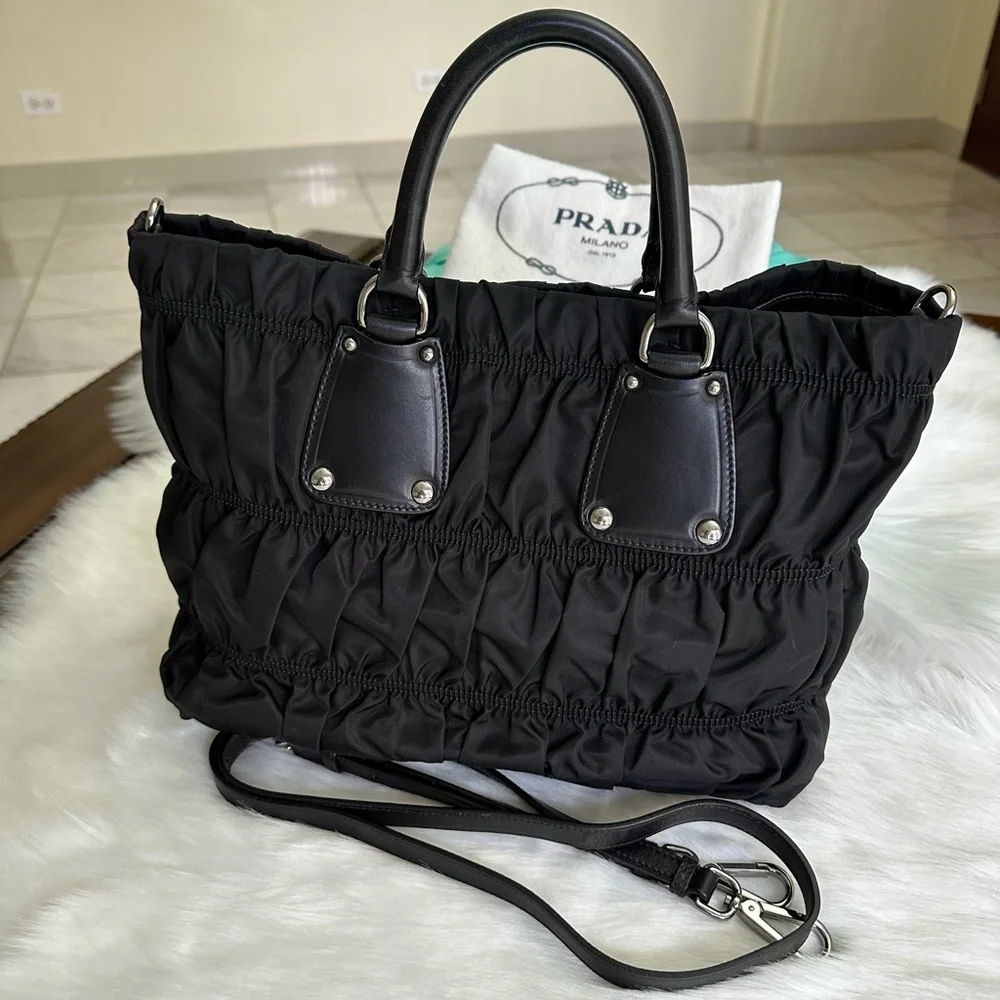 Stunning 2way Black Women's Bag - Picture 4 of 17